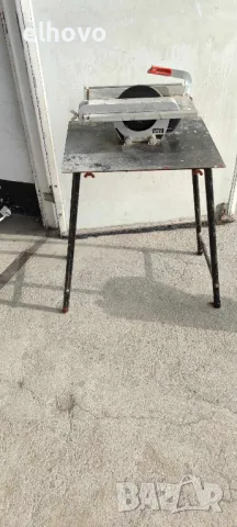 Циркуляр за дрелка със стойка