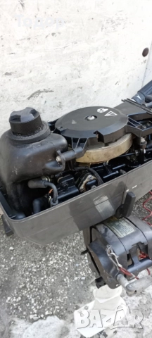 Продавам извънбордов двигател Johnson 4HP 2т, внос от Италия, снимка 3 - Воден транспорт - 52717842