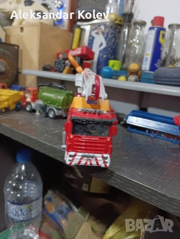 Пожарна вишка, снимка 2 - Коли, камиони, мотори, писти - 43348228