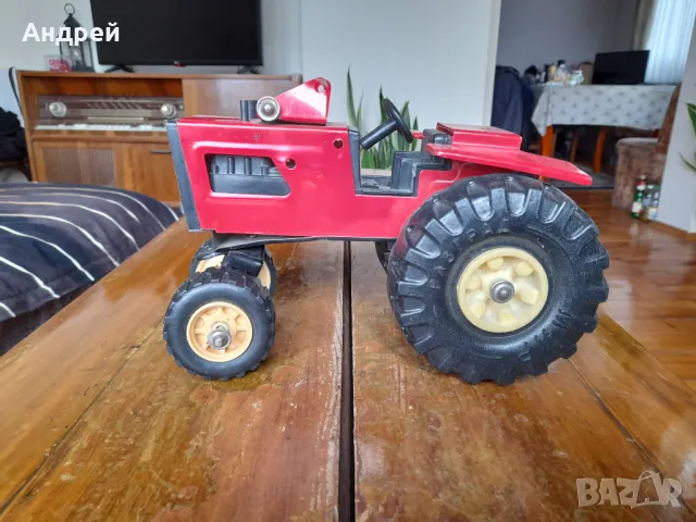 Стара играчка трактор МТЗ, снимка 3 - Други ценни предмети - 48144289