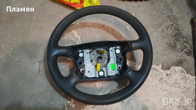 Волан и еърбег за октавия 2001, снимка 2 - Части - 51864844