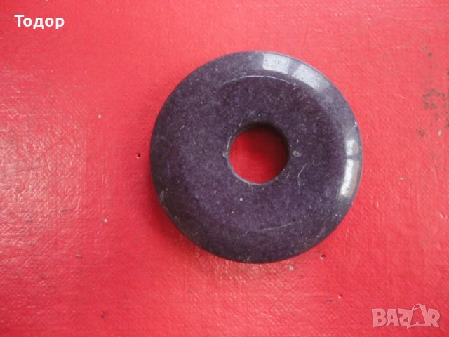 Минерал камък медальон 2 , снимка 2 - Колиета, медальони, синджири - 43972418