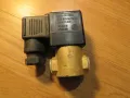 български електромагнет вентил 1/4 захранване 24 волта променливо или 12 волта право   ЗИТА -Русе., снимка 1