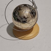Глобус 12 Апреля 1961г, снимка 1 - Други ценни предмети - 43702822