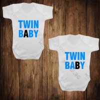 Бебешки бодита за близнаци с щампа, снимка 1 - Бодита за бебе - 26597441