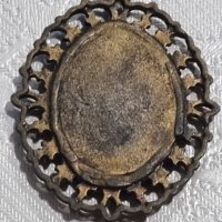 Vintage медальон-висулка с лика на Богородица, снимка 4 - Колиета, медальони, синджири - 42998387