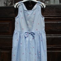 Лятна безръкавна рокля H&M - 122см/6-7г., снимка 2 - Детски рокли и поли - 33371527