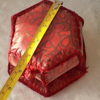 червена социалистическа кутия, соц , снимка 4 - Антикварни и старинни предмети - 43314296