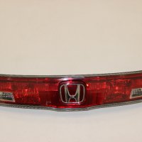 Стоп заден капак Honda Civic VIII хечбек (2005-2011г.) 8 генерация / задна емблема Хонда Сивик, снимка 1 - Части - 43856258