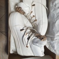 Бели дамски обувки, снимка 4 - Маратонки - 40039218