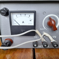 Старо зарядно устройство за акумулатор #3, снимка 2 - Антикварни и старинни предмети - 44859191