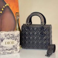 Dior дамска чанта висок клас реплика, снимка 1 - Чанти - 43981585