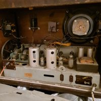 Старо немско лампово радио , снимка 6 - Радиокасетофони, транзистори - 40224332