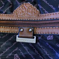 Нова чанта Fornarina, снимка 7 - Чанти - 43215093