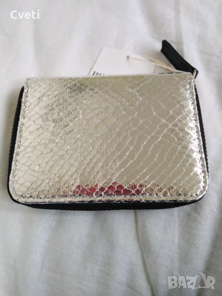 портфейл чисто нов, снимка 1