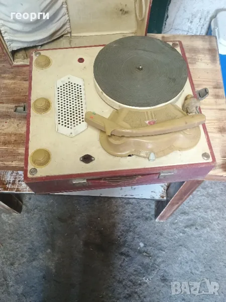 ретро грамофон Бамбино, снимка 1