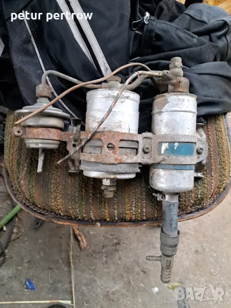 Горивна помпа за мерцедес 190 124, снимка 1