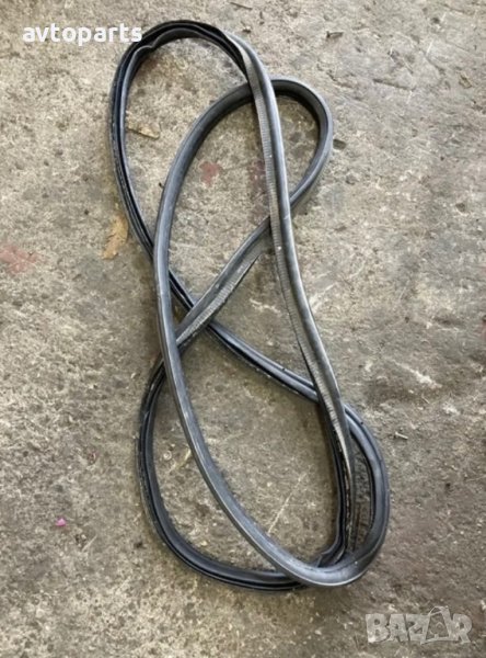 Range rover sport 2012година Уплътниние багажник в купе, снимка 1