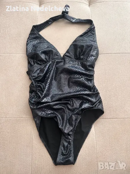 Чисто нов цял бански, снимка 1