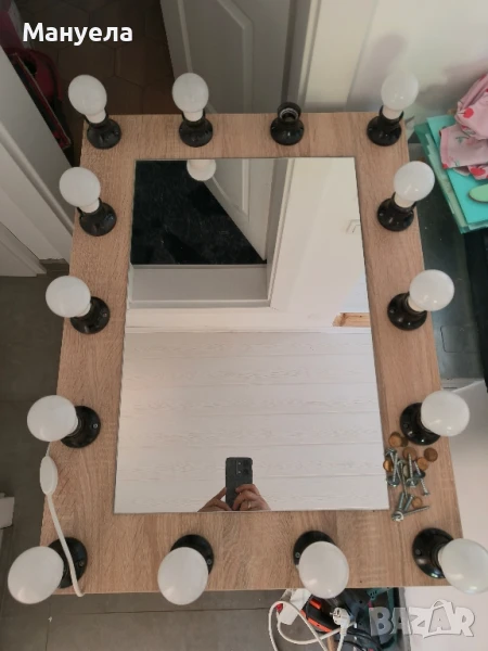 Огледало за гримиране с лампи, снимка 1