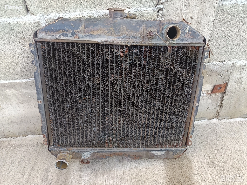 Радиатор Волга 2410, снимка 1
