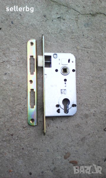 Брава за врата и секретна ключалка, снимка 1