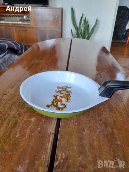 Стар емайлиран омлетен тиган,тиганче #15, снимка 1