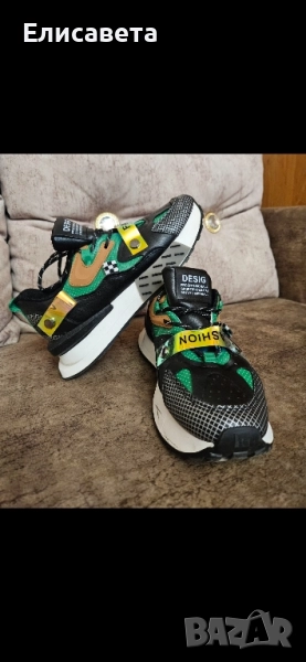 Дамски модерни кецове , снимка 1