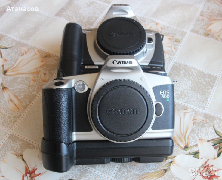 CANON EOS 500N филмов фотоапарат + батери пак , снимка 1