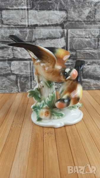 Порцеланова фигурка с две птички - Wagner & Apel, снимка 1
