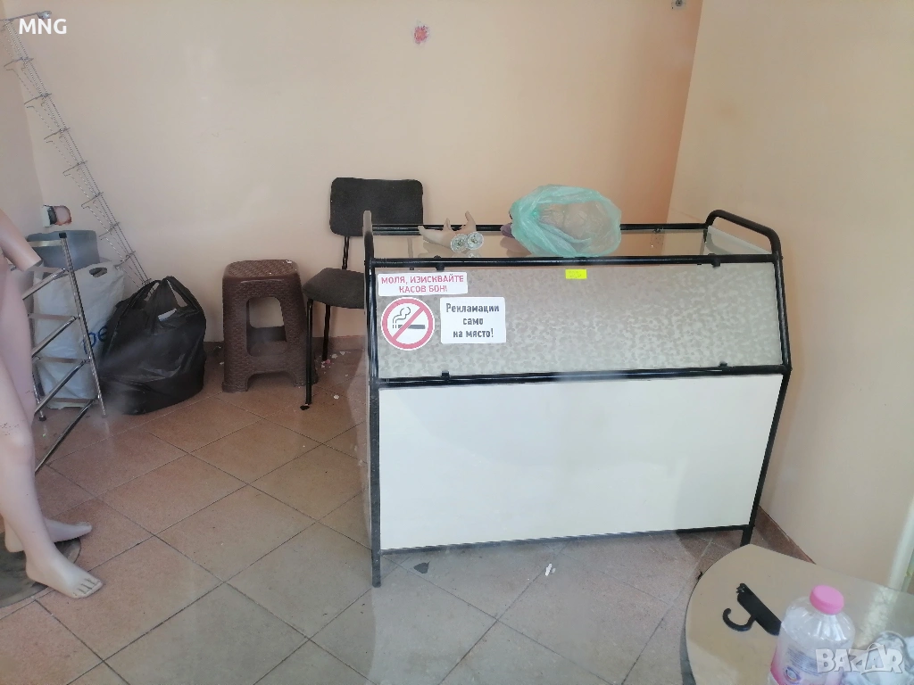 Маса и табуретка за магазин, снимка 1