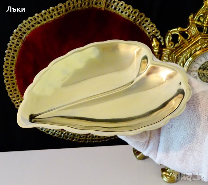 Бронзова бонбониера,купа,листо. , снимка 1