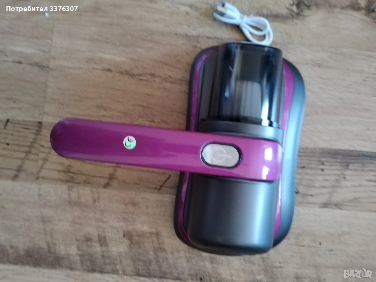 Продавам мини прахосмукачка за матраци, дивани, килими,за леки коли, с хепафилтър,безжична, снимка 1