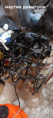 Инветар за мотоблок 15 к. с. плуг ,фрези