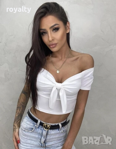 Бяла блуза с пандела