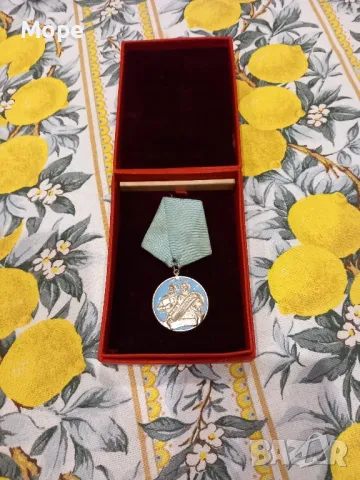 Медал Орден Кирил и Методий втора степен, снимка 10 - Антикварни и старинни предмети - 44921078