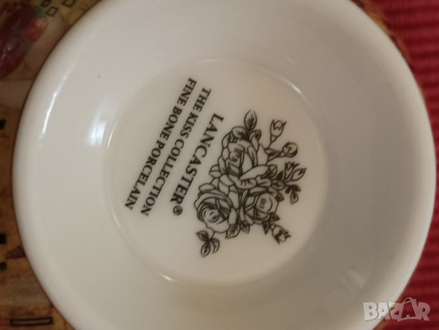 Сервиз от две чаши с чинийки за чай, кафе, Целувката, Густав Климт. , снимка 4 - Сервизи - 43525012