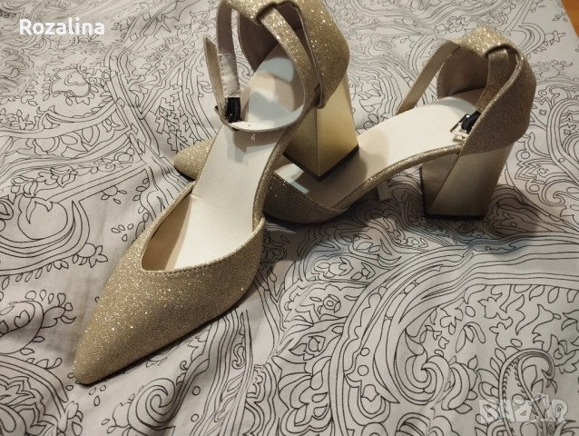Вечерна рокля и обувки в злата, снимка 5 - Рокли - 52581049