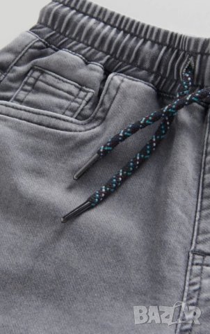 Нови детски дънки 110 размер Reserved, снимка 3 - Детски панталони и дънки - 43078853