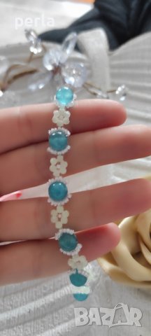 Ръчно изработена тройна гривна "Блясък в тъмнината", снимка 6 - Гривни - 44035794