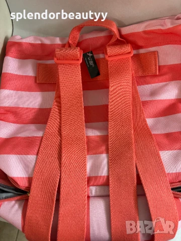 Victoria's Secret Раница и Хладилна Чанта 2 в 1, Розово-Коралово Райе, снимка 11 - Раници - 51241283