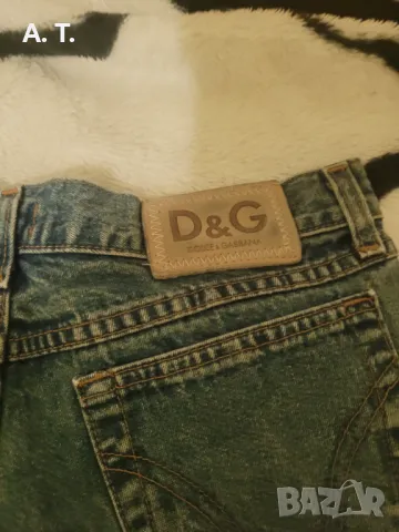 Оригинални дамски дънки D&G, снимка 2 - Дънки - 49690548