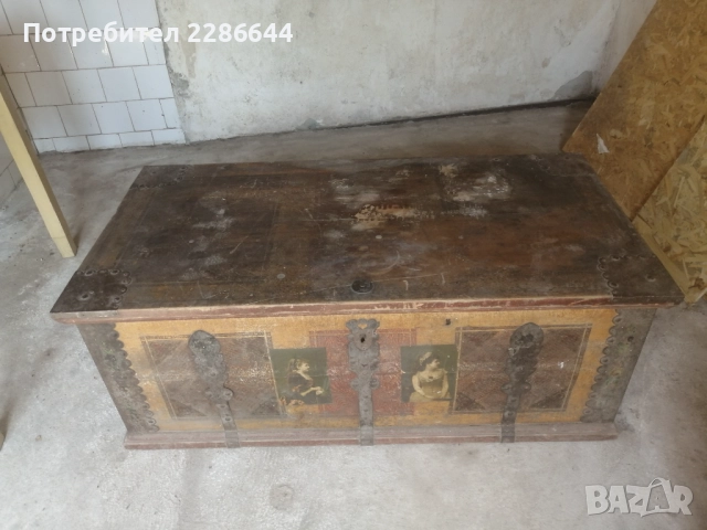 Красив стар сандък за реставрация, снимка 2 - Антикварни и старинни предмети - 51736952