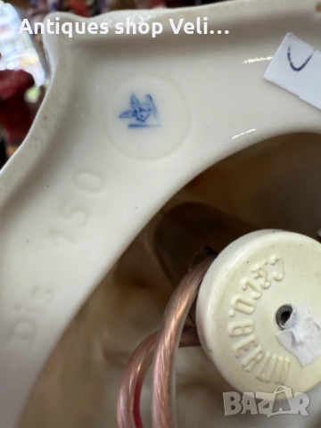 Колекционерска порцеланова лампа Бамби на GOEBEL №7619 , снимка 10 - Антикварни и старинни предмети - 52468946