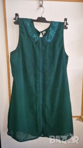 Дамска рокля ХЛ  Vila наситено зелена, подходяща за Коледа, без следи от употреба 