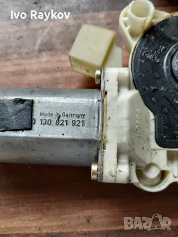 преден ляв мотор ел стъкло A2308201042 , Mercedes CLK W209, снимка 2 - Части - 49852185