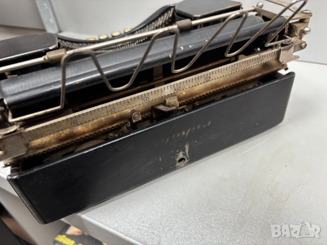 Стара Пишеща Машина Olympia Büromaschinenwerke A.G. 1935–1936 г, снимка 7 - Антикварни и старинни предмети - 53467634