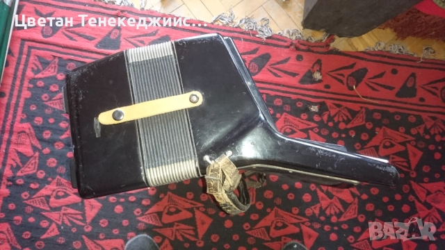 Продавам акордеон Weltmeister Stella 120 баса, снимка 3 - Акордеони - 52585873
