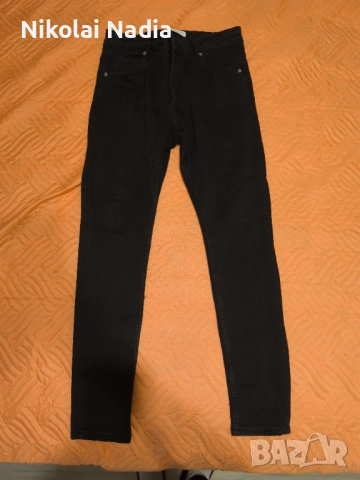 Дънки Bershka 10 лв 