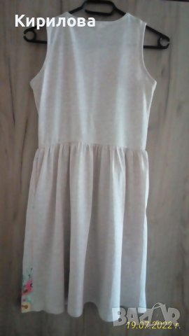 Детска рокля Уайкики р-р 152, снимка 6 - Детски рокли и поли - 37644344